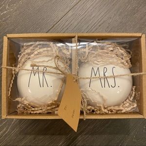 LAST CHANCE- Rae Dunn Mr. and Mrs. Ornaments
